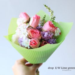 この時期おすすめ、【ドロップ E/W ライムグリーン】花束を。